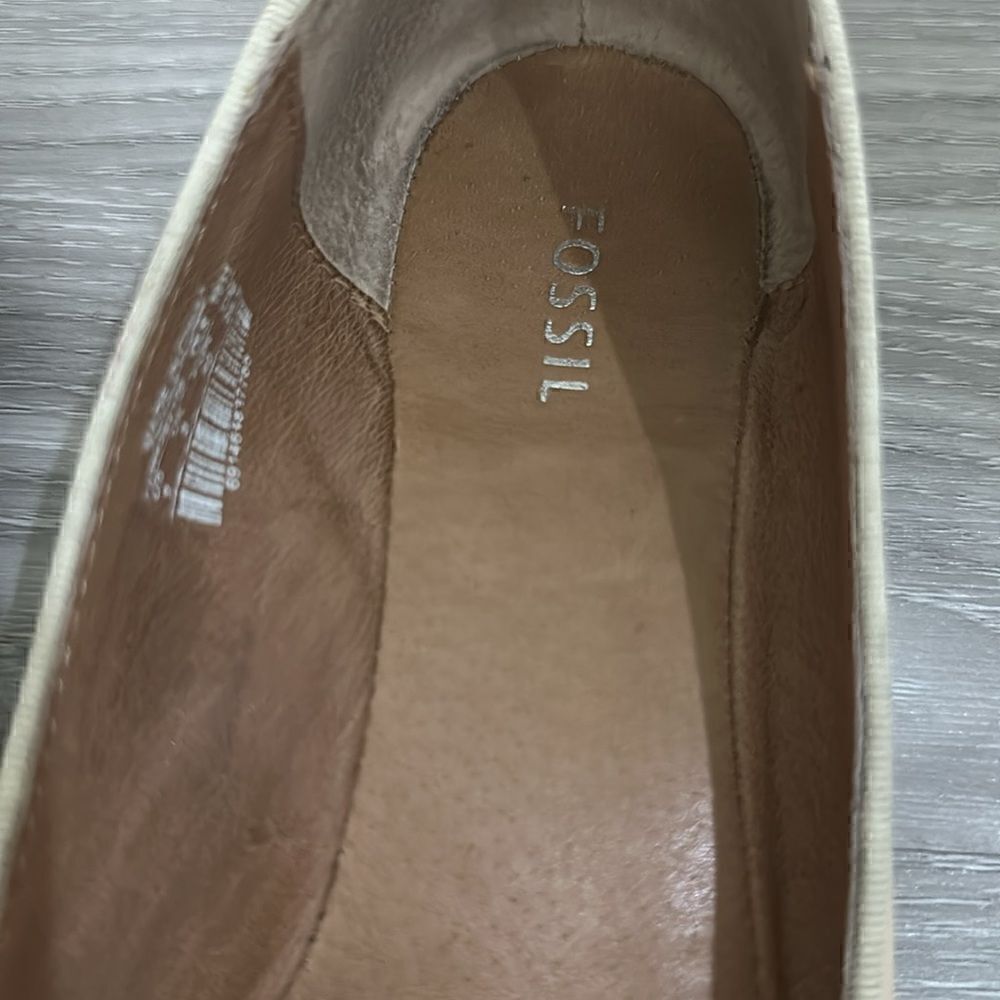 FOSSIL FLAT SHOES SIZE 9 - Picture 3 of 8